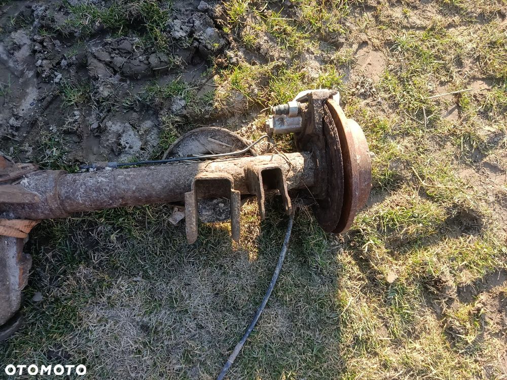 Most tył tylny dyfer kompletny Jeep liberty KJ 3.7 - 3