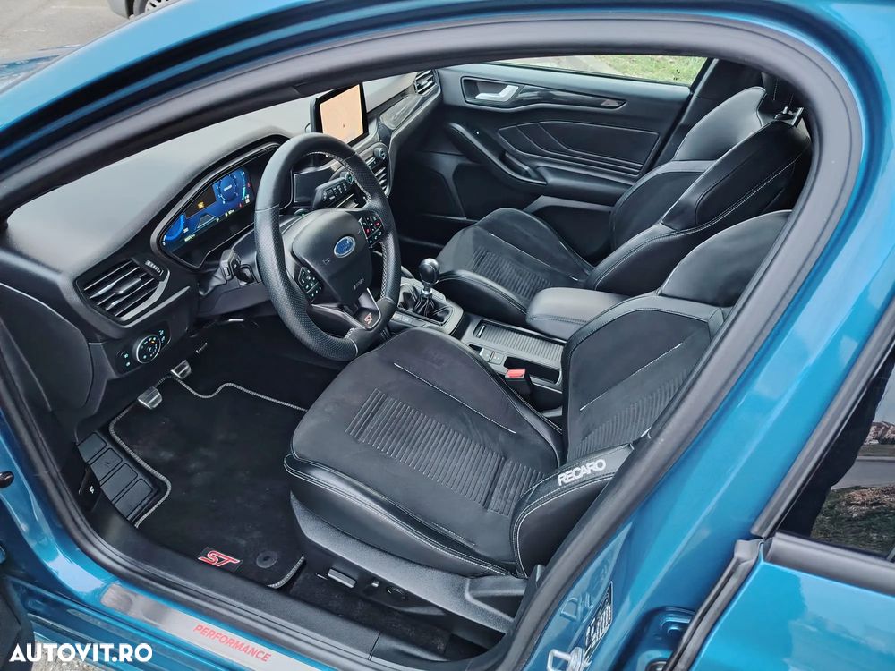 Ford Focus - 5