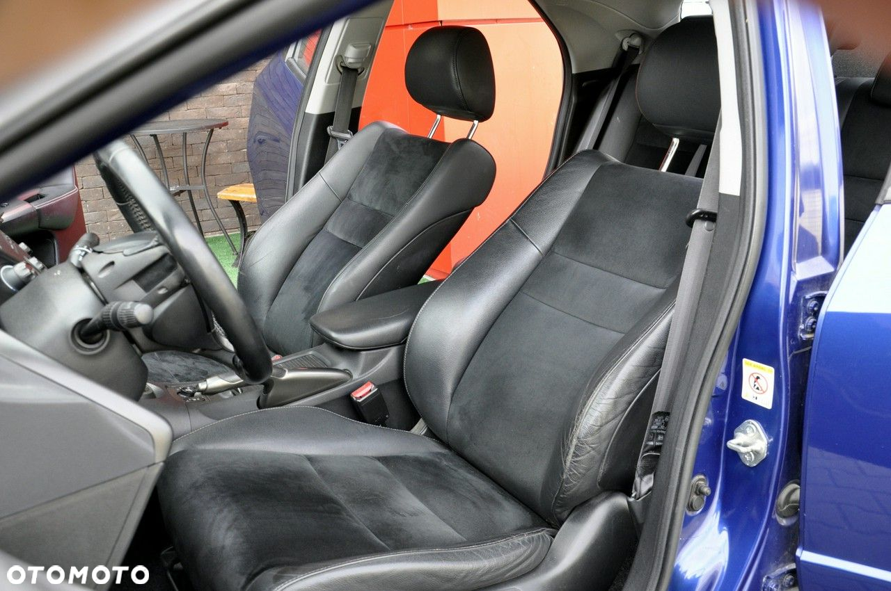 Honda Civic 1.8 Sport - 29