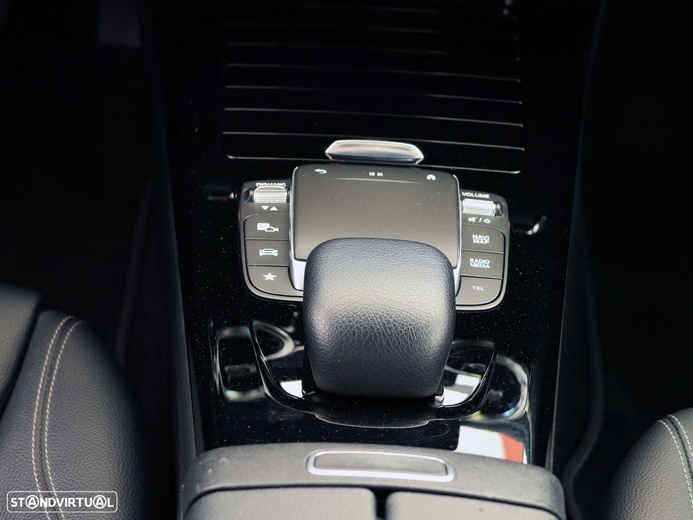 Mercedes-Benz A 250 e Style Plus - 44