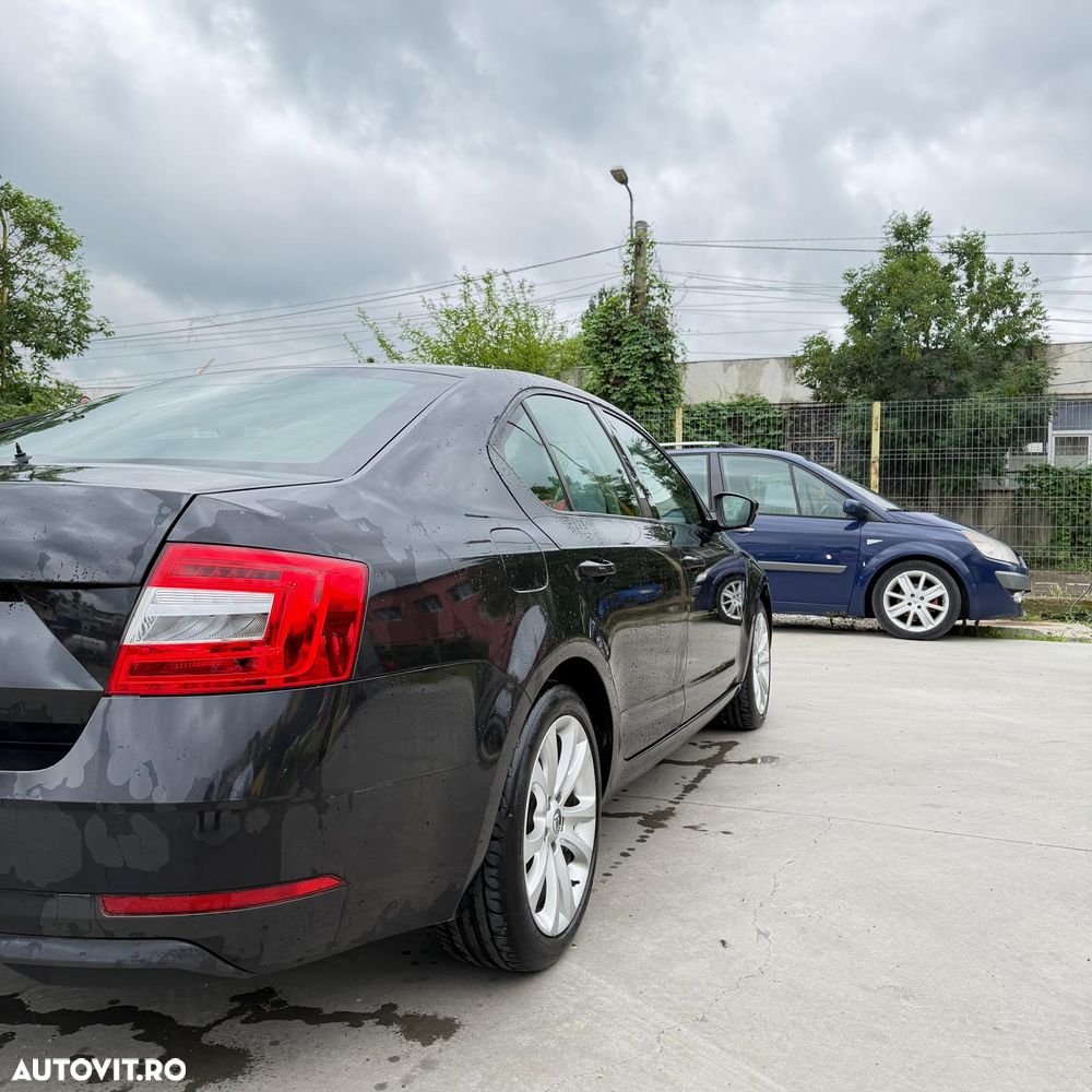 Skoda Octavia 1.6 TDI Style - 22