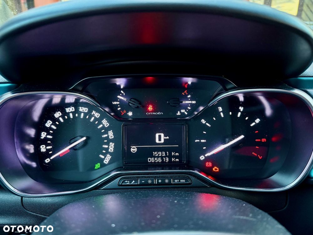 Citroën C3 1.2 PureTech Shine - 6