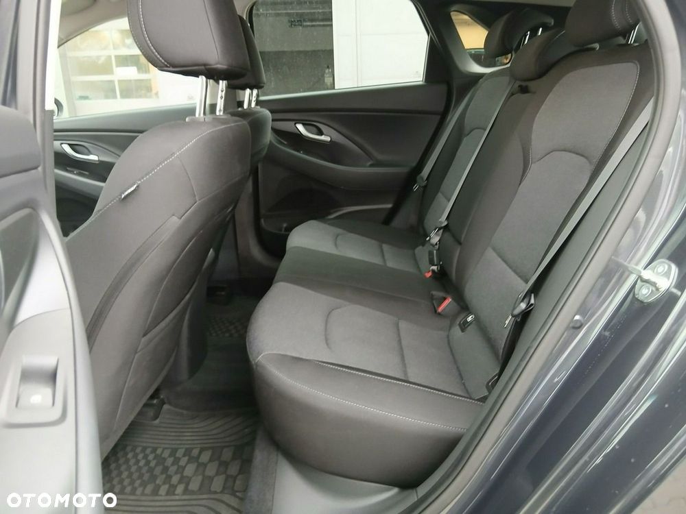 Hyundai i30 1.0 T-GDI Smart - 12