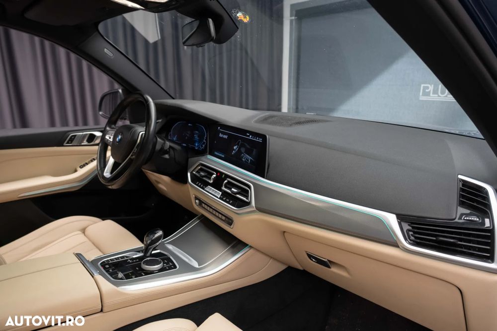 BMW X5 xDrive45e - 24