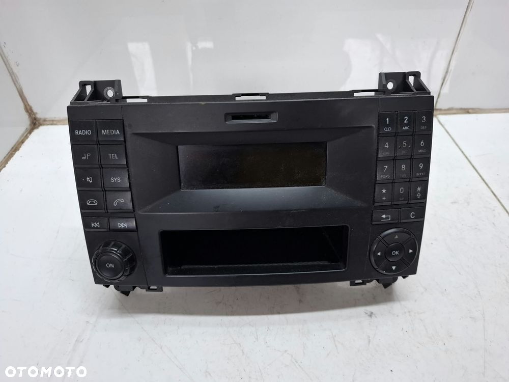 RADIO RADIOODTWARZACZ MERCEDES W447 VITO a4479008905 - 2