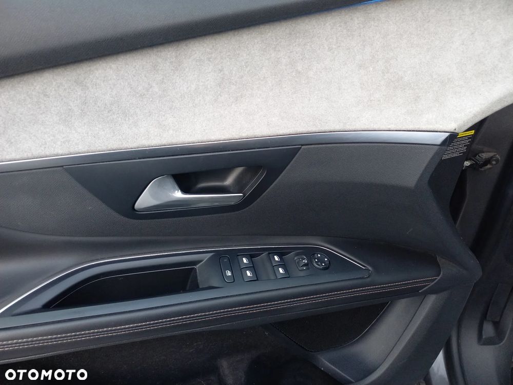 Peugeot 5008 BlueHDi 180 EAT8 GT - 30