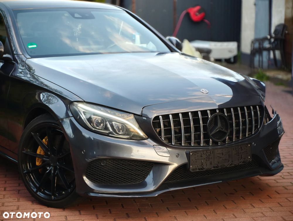 Mercedes-Benz Klasa C 250 7G-TRONIC - 31