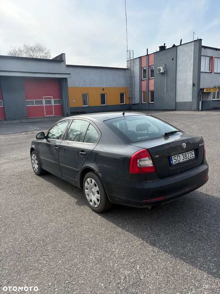Skoda Octavia 2.0 TDI DPF Ambition DSG - 4