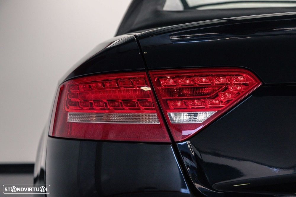 Audi A5 Cabrio 2.0 TFSi S-line - 11