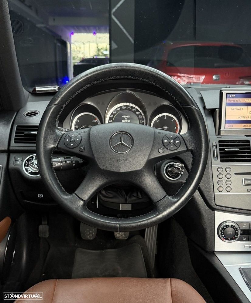 Mercedes-Benz C 220 CDi Classic BlueEfficiency - 12