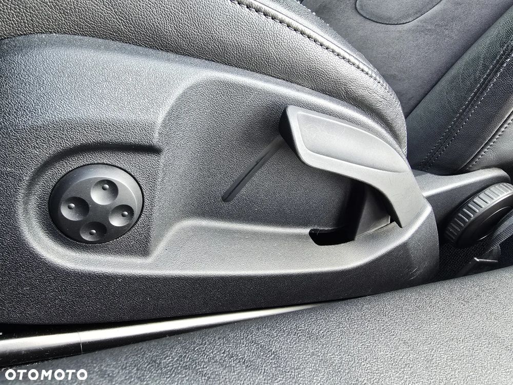 Audi TT Coupé 2.0 TDI quattro - 20