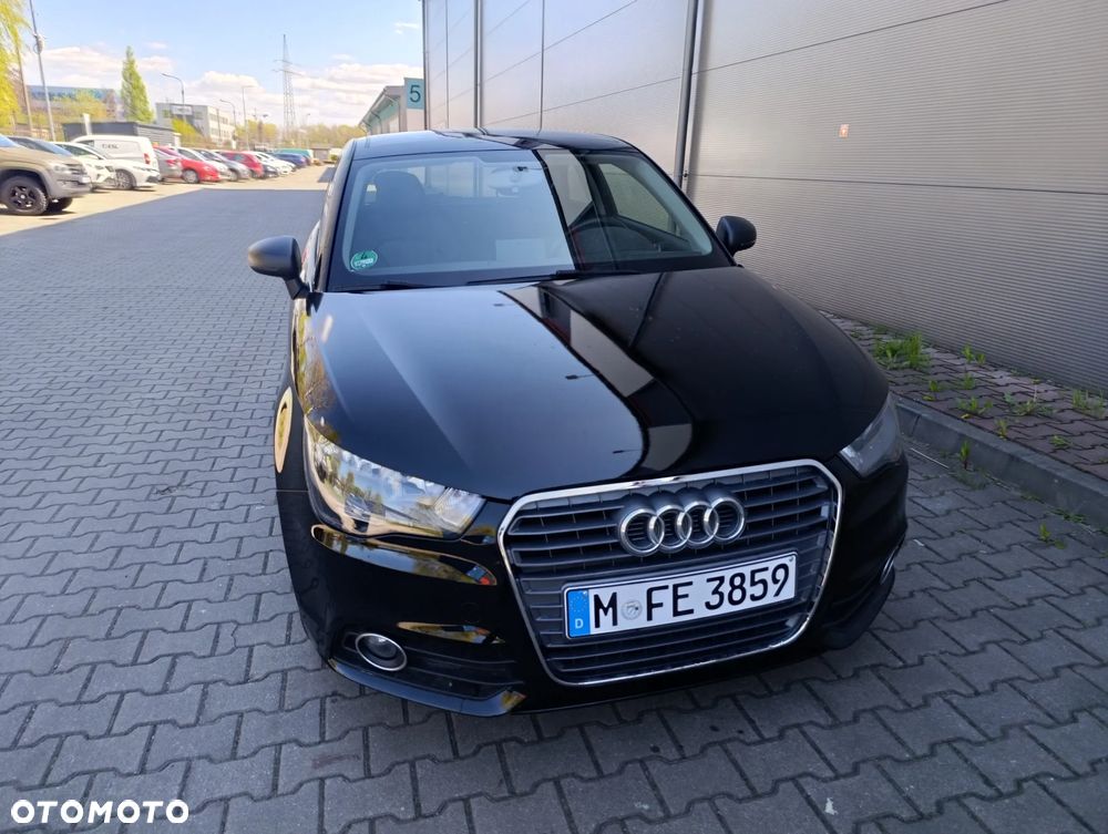 Audi A1 3-drzwiowe 1.4 TFSI S tronic Ambition - 3