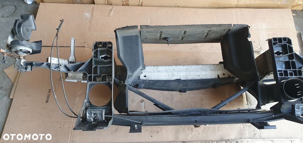 Pas przedni wzmocnienie belka BMW 6 E63 - 7