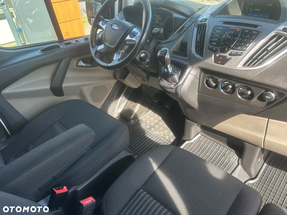 Ford Transit Custom 2.0 130ps 2017/18 6oso. L2 Klima kamera tempomat - 20
