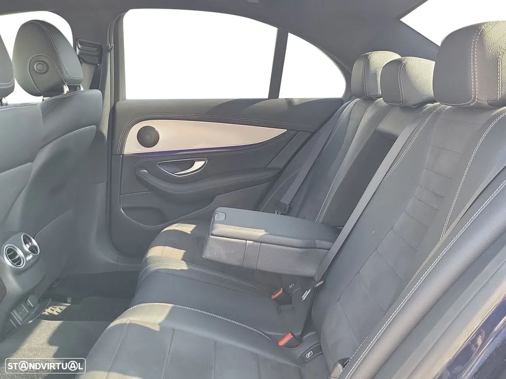 Mercedes-Benz E 300 de AMG Line - 15