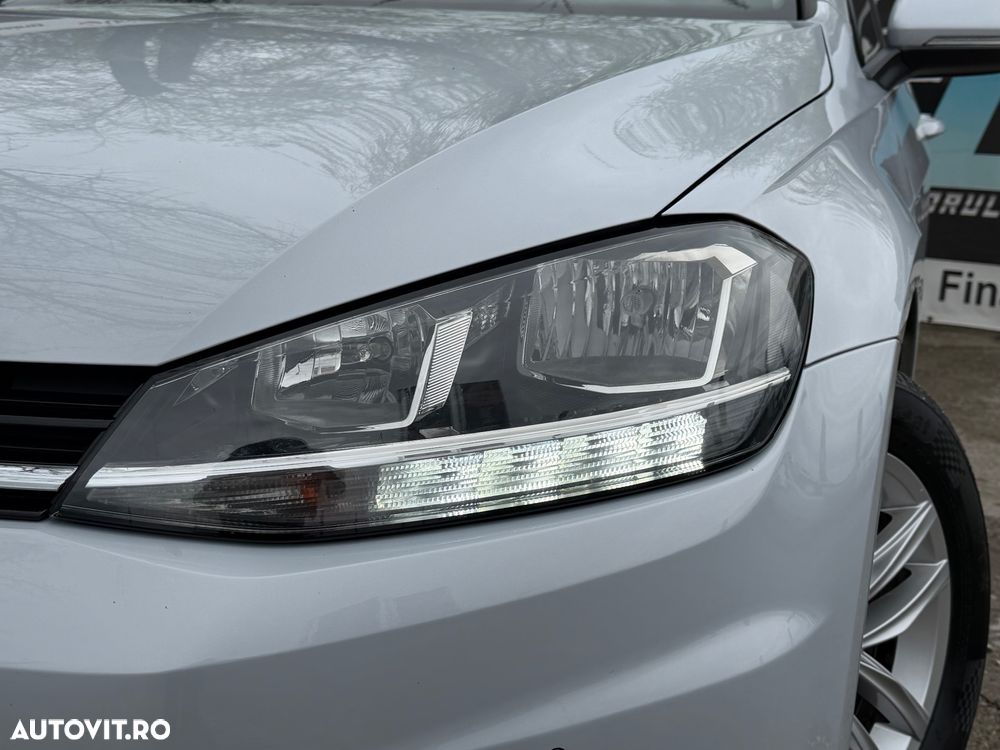 Volkswagen Golf 1.6 TDI SCR Comfortline - 22