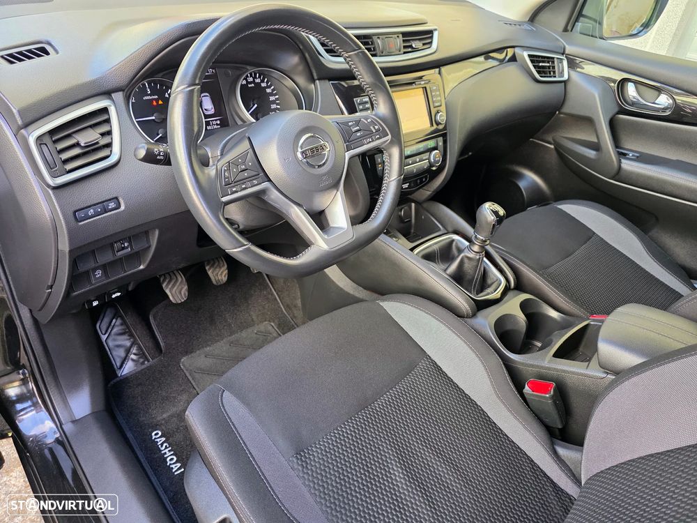 Nissan Qashqai 1.5 dCi N-Connecta - 27