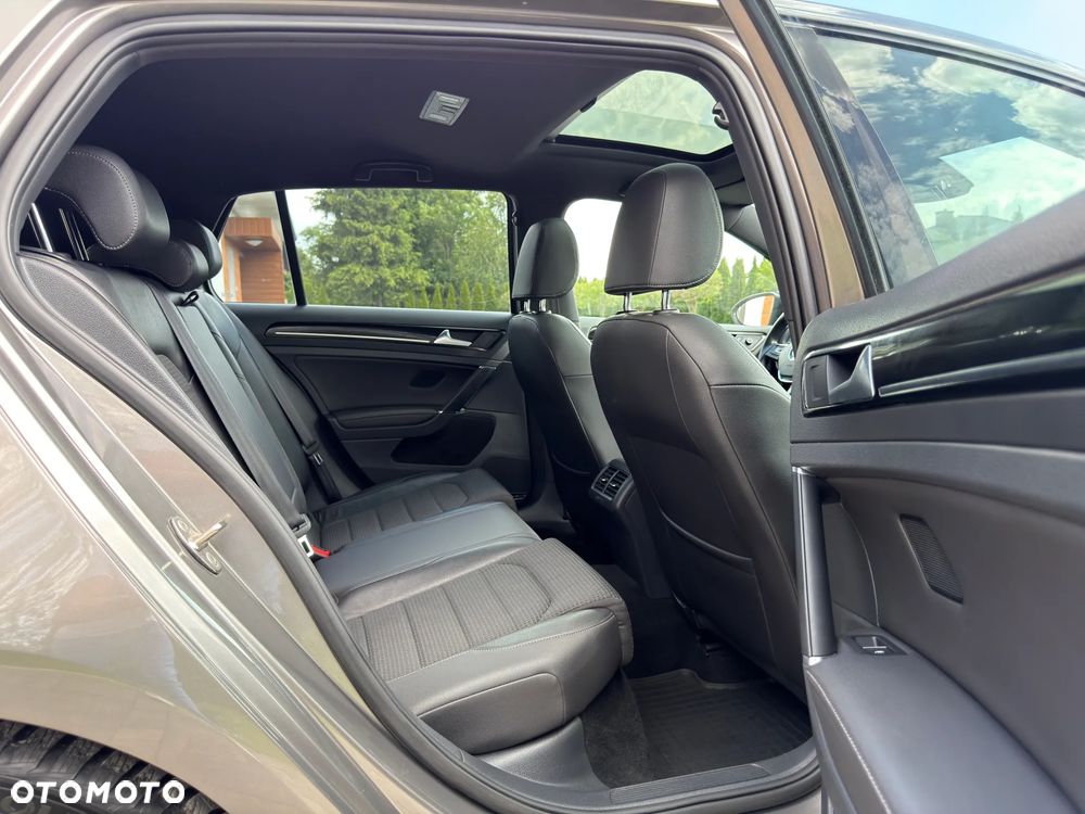 Volkswagen Golf 2.0 TDI (BlueMotion Technology) DSG Comfortline - 33