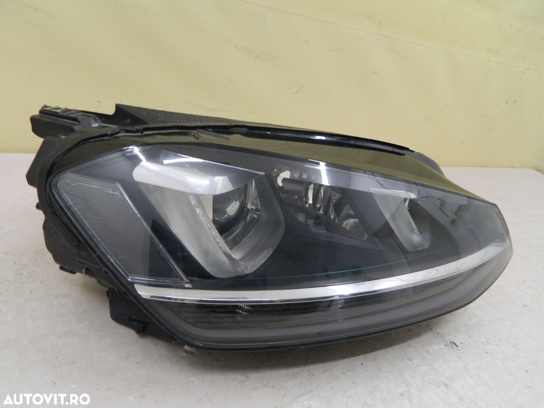 Far dreapta VW Golf 7 Bi-Xenon Adaptive, 2013, 2014, 2015, 2016, 2017, cod origine 4H0941003. - 4
