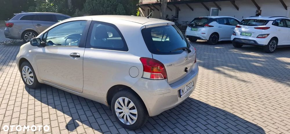 Toyota Yaris - 5