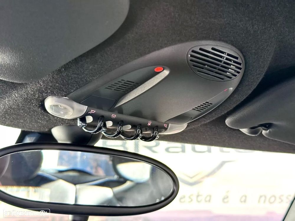 MINI 3 Portas Cooper S - 21