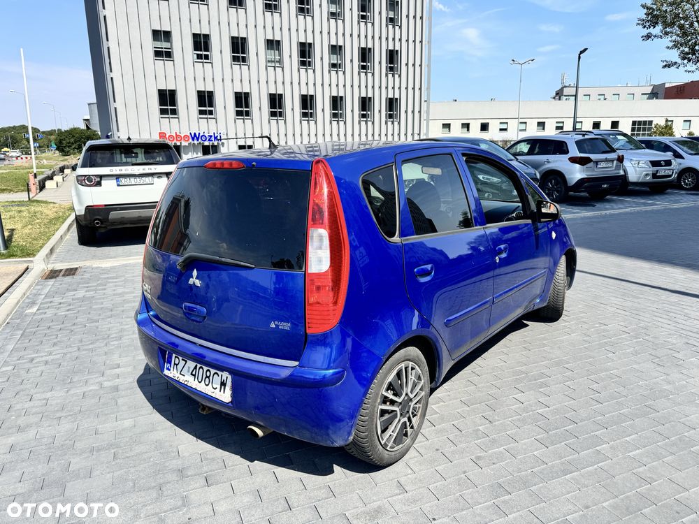 Mitsubishi Colt 2007 photo 3