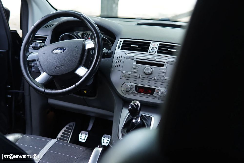 Ford Kuga 2.0 TDCi 2x4 Individual - 45