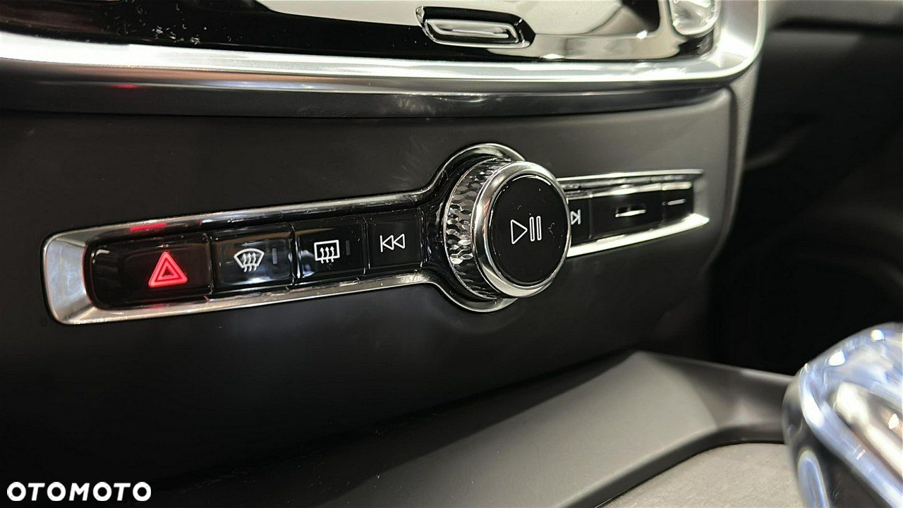 Volvo V60 B5 B AWD Inscription - 21
