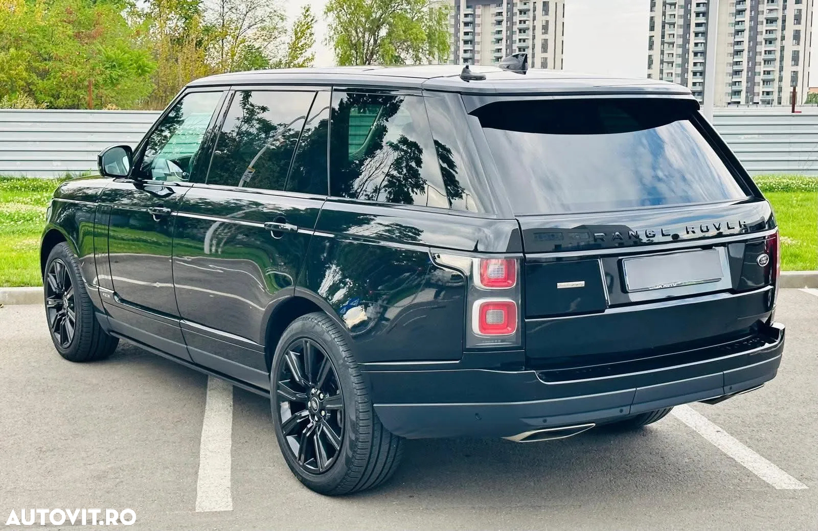 Land Rover Range Rover 3.0 I6 D350 MHEV LWB Autobiography - 17
