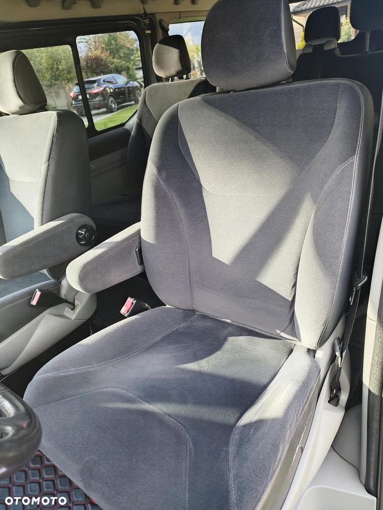 Renault Trafic - 22