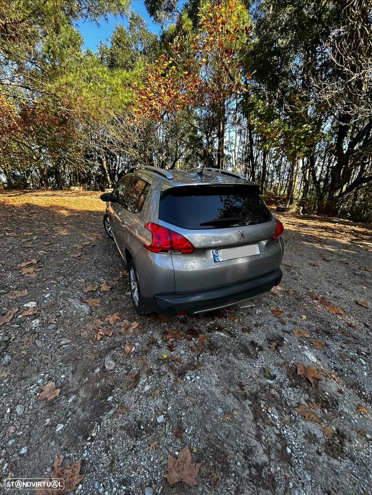 Peugeot 2008 1.6 e-HDi Allure 2-Tronic - 4
