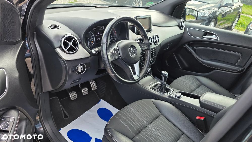Mercedes-Benz Klasa B 180 BlueEFFICIENCY Edition 1 - 13