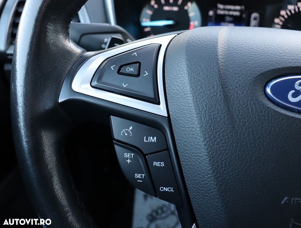 Ford Mondeo 2.0 TDCi Powershift Trend - 11