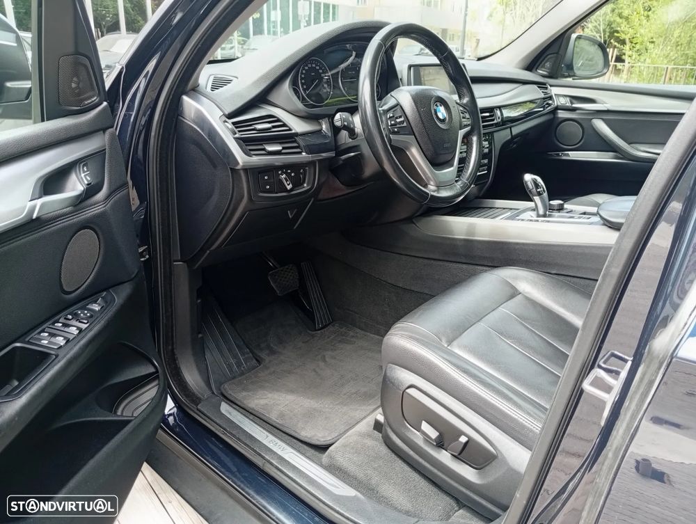 BMW X5 25 d sDrive Comfort 7L - 6