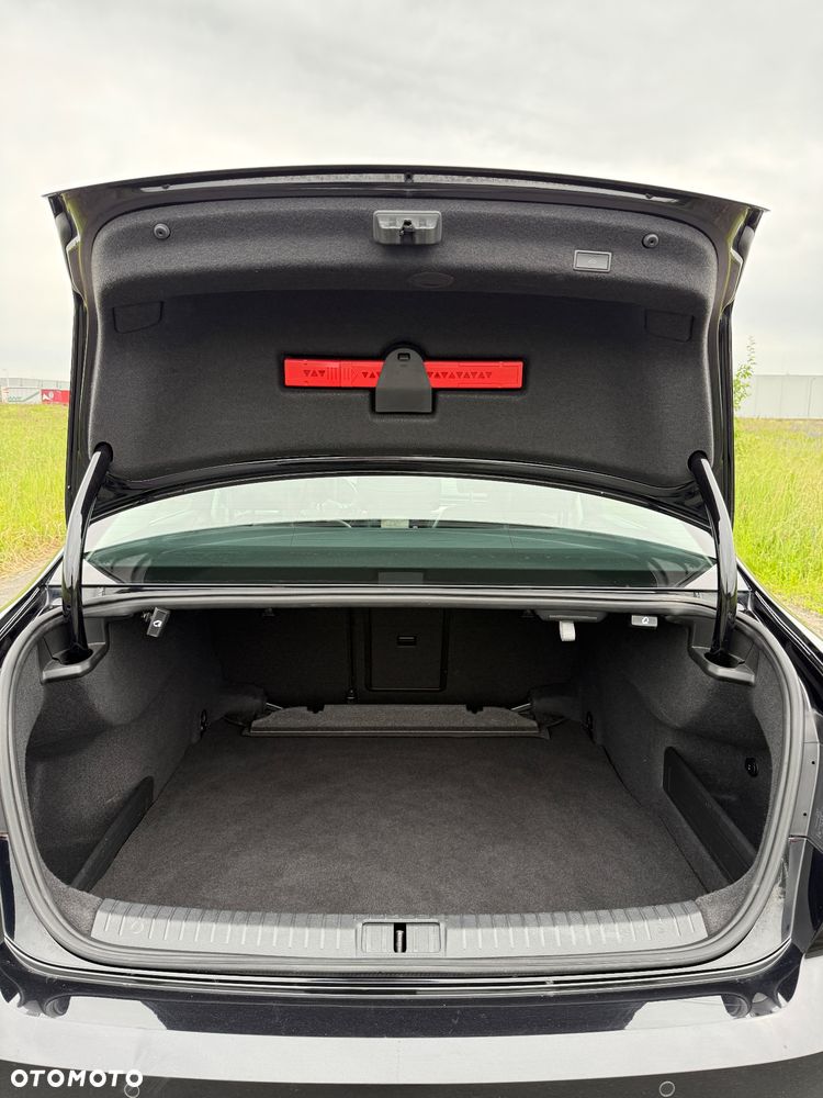 Volkswagen Passat 2.0 TDI BMT 4Mot Highline DSG - 16