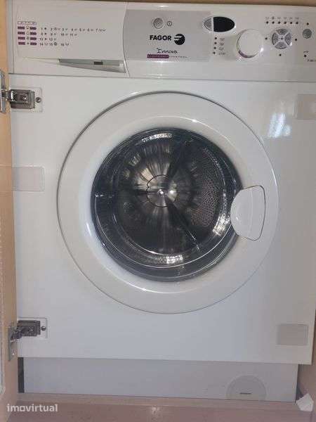 Vendo, apartamento excelente, Praia da Rocha, Portimão - Grande imagem: 5/12