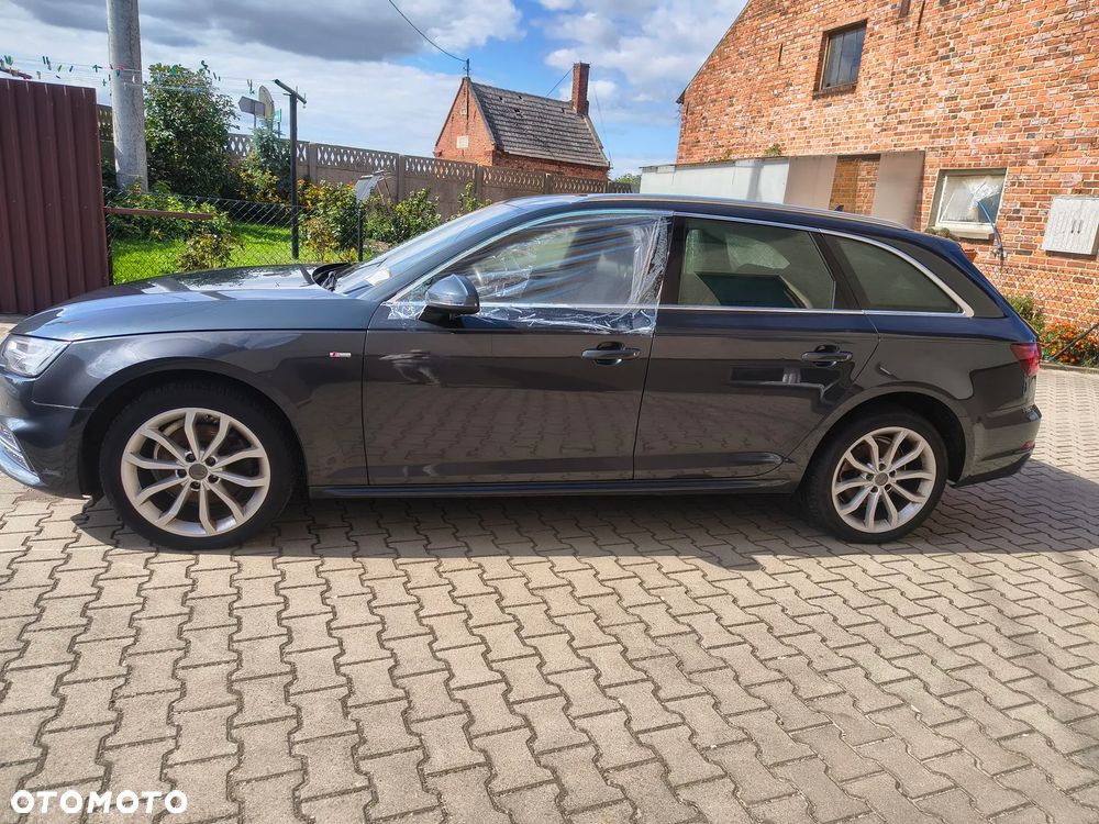 Audi A4 Avant - 11