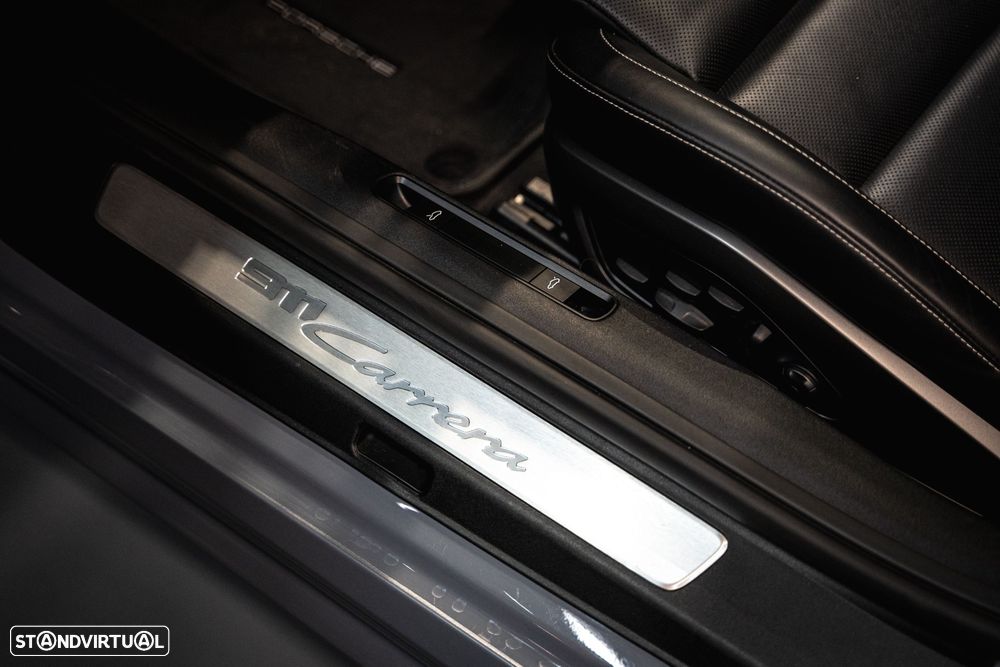 Porsche 911 (992) Carrera PDK - 25