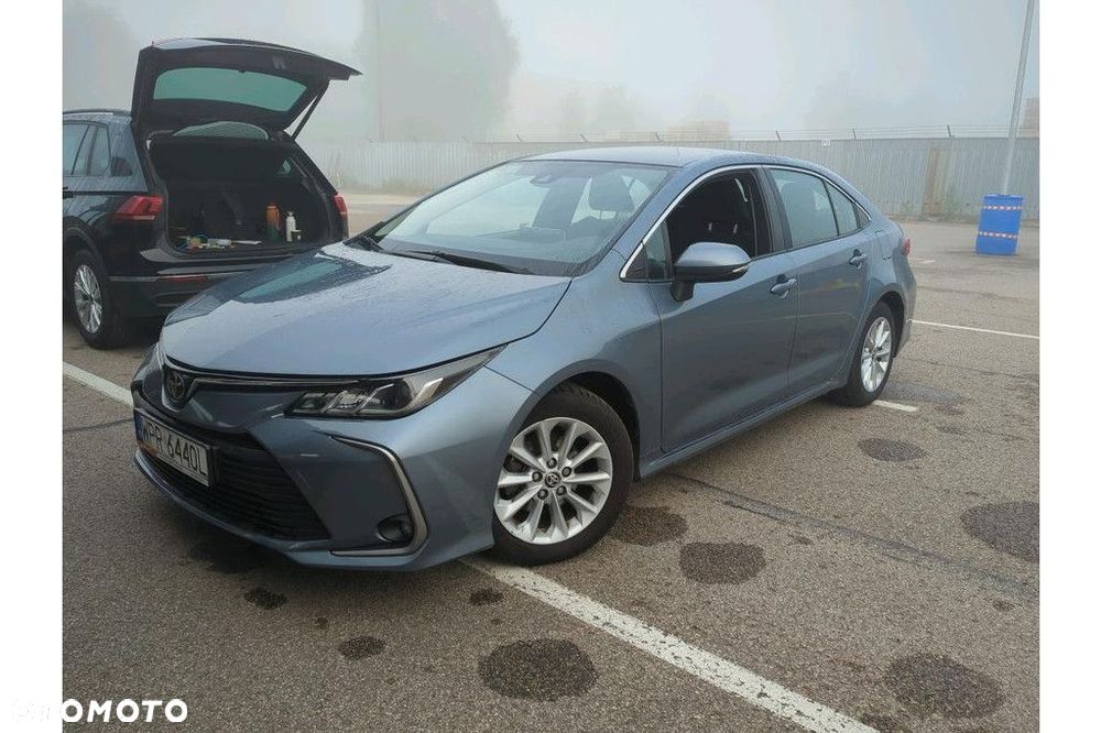 Toyota Corolla - 1