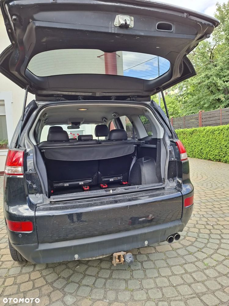 Citroën C-Crosser - 11