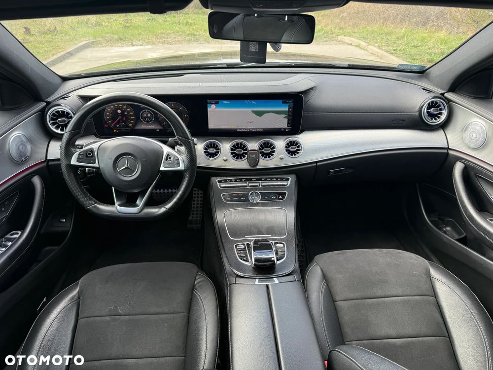 Mercedes-Benz Klasa E 220 d 4-Matic 9G-TRONIC - 15