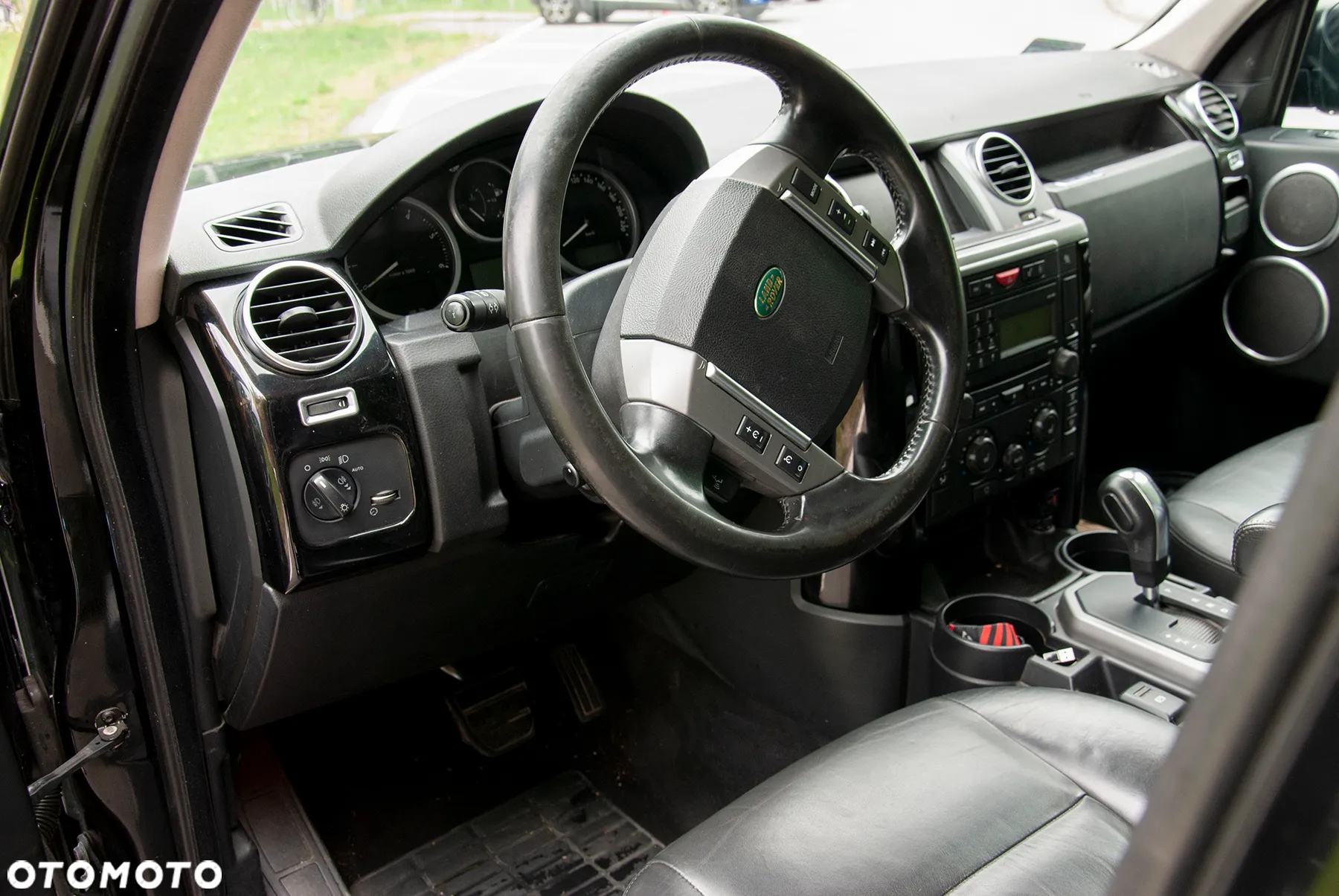 Land Rover Discovery IV 2.7D V6 HSE - 18