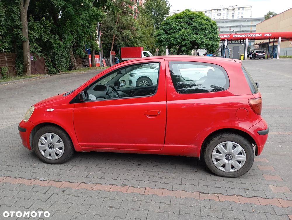 Toyota Yaris 1.0 - 3