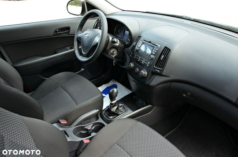Hyundai i30 1.4 Classic + EU5 - 37