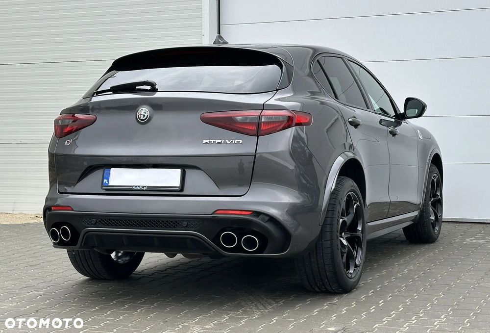 Alfa Romeo Stelvio 2.9 V6 Bi-Turbo Quadrifoglio Q4 - 14
