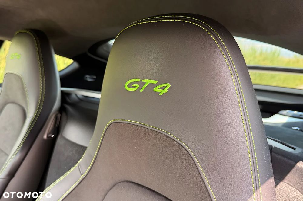 Porsche 718 Cayman GPF GT4 PDK - 28