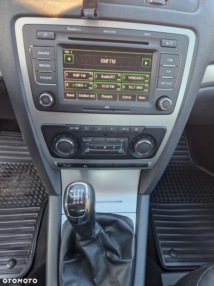 Skoda Octavia 2.0 TDI DPF Elegance - 22