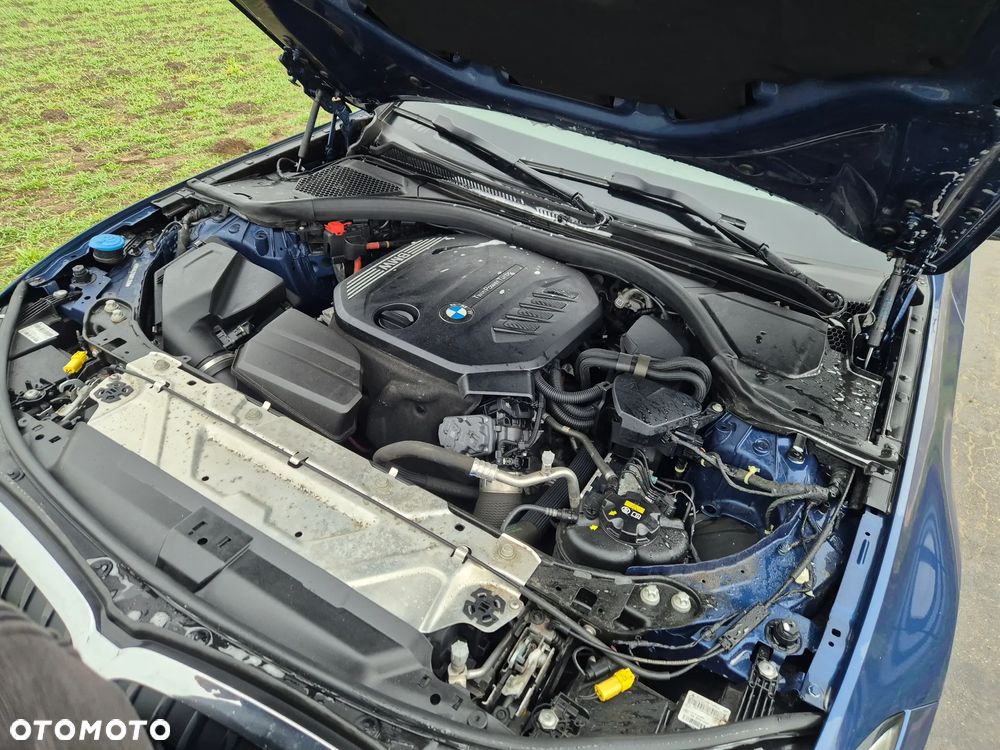 BMW Seria 3 318d Sport Line Shadow - 22