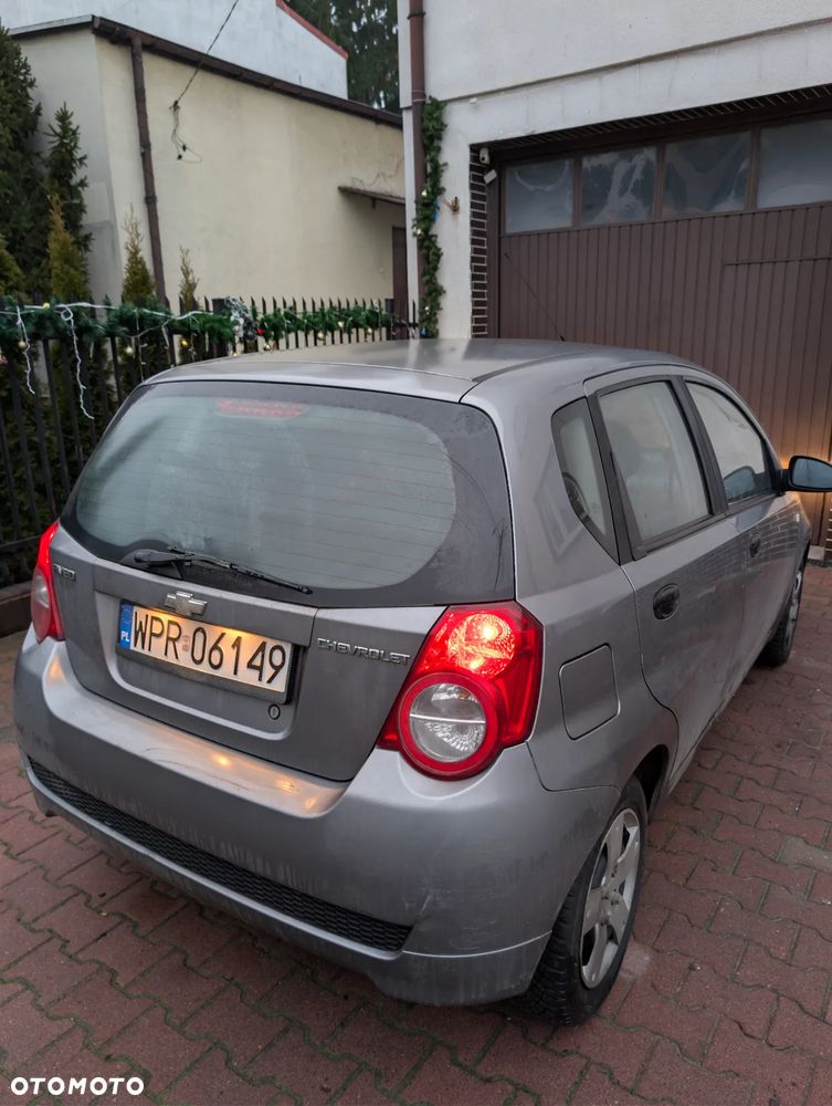 Chevrolet Aveo 1.2 16V Base (air4) - 3