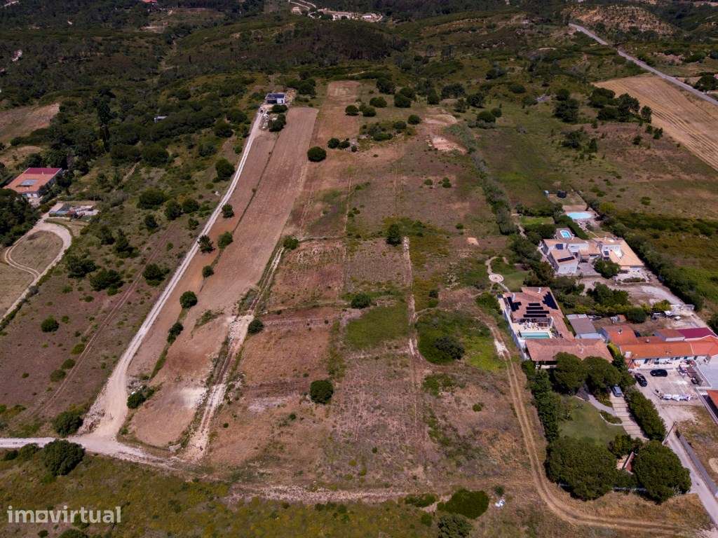 TERRENO RÚSTICO COM POTENCIAL DE CONSTRUÇÃO - AZOIA, SESIMBRA - Grande imagem: 3/11